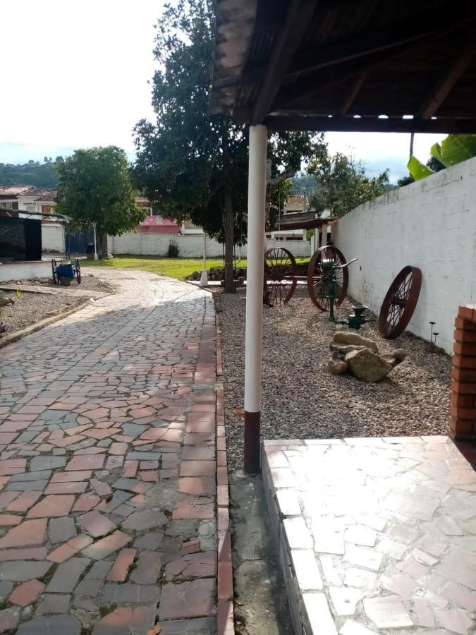 Hotel La Casona Chinacota Exterior photo